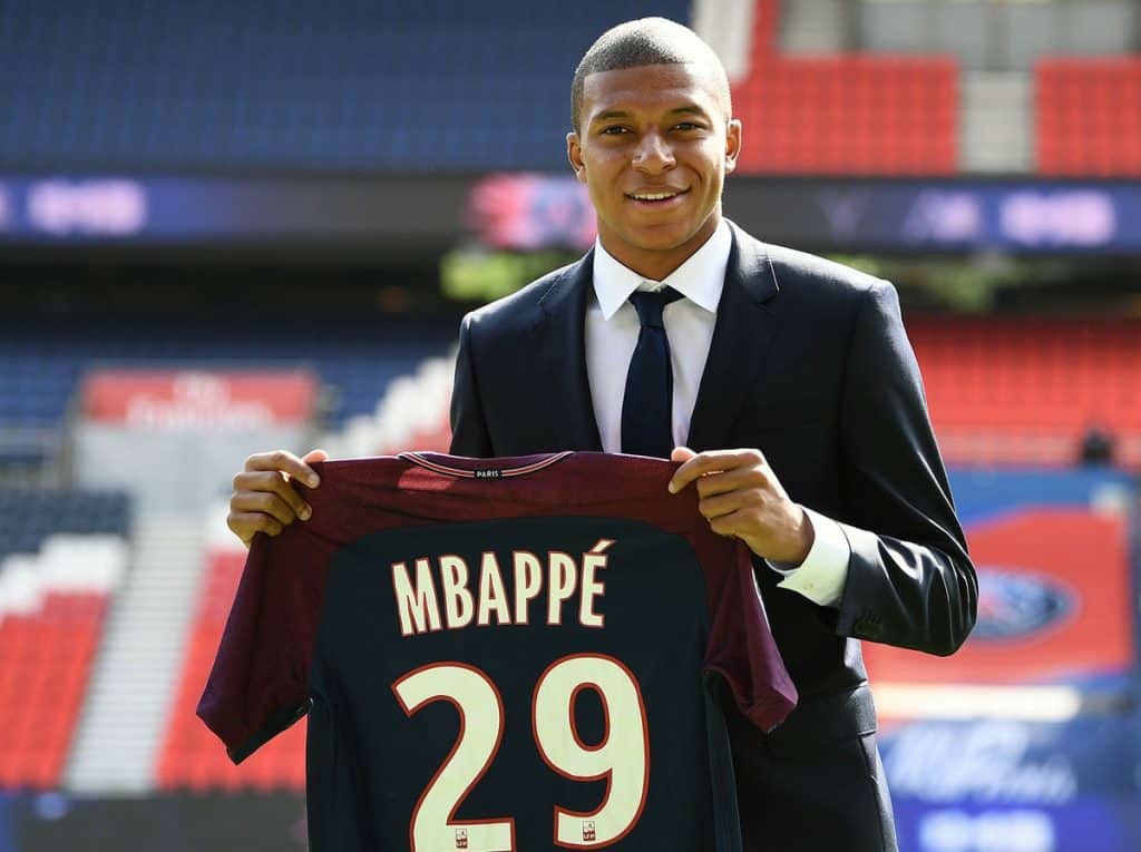 The Top 10 Most Expensive Football Transfers In History - Euro ...